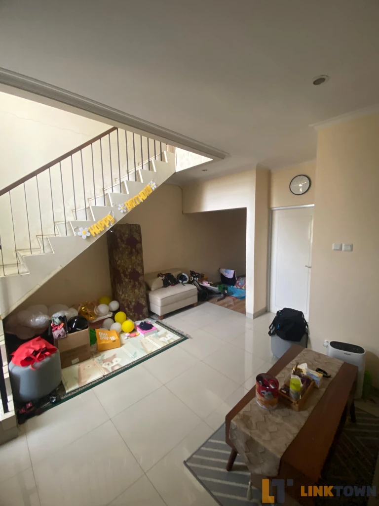 Dijual Rumah Strategis 3+1 Di Bukit Golf Riverside Bogor