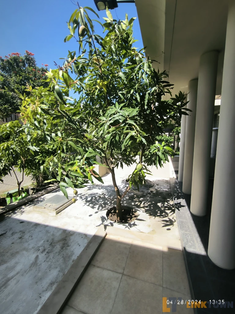 Perumahan Royal Residence Cluster Crown Hill Surabaya 