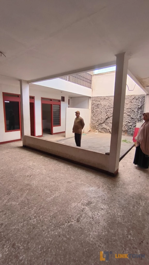 Linktown Tebet Jakarta Selatan