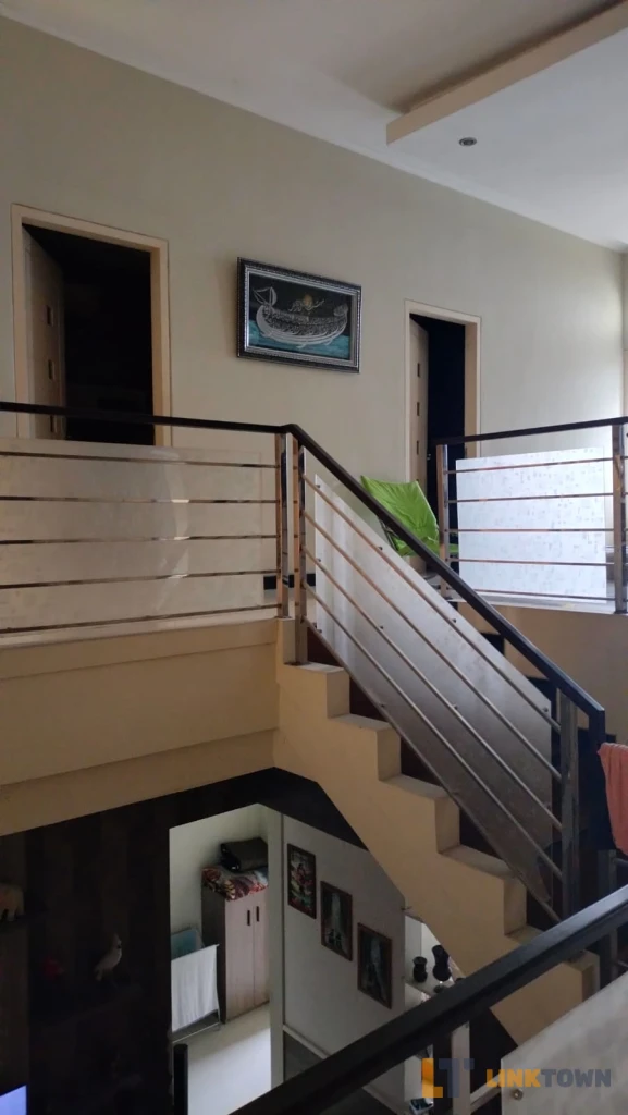 Hunian Premium Full Furnished Perum Gunungsari Indah Karangpilang Surabaya 