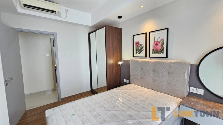 Dijual New Gress dan Full Furnished Apartemen Grand Sungkono Lagoon Tower Dukuhpakis Surabaya 