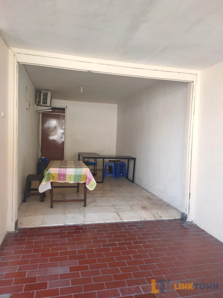 Jual Cepat Rumah Luas 300m² di Rungkut Surabaya