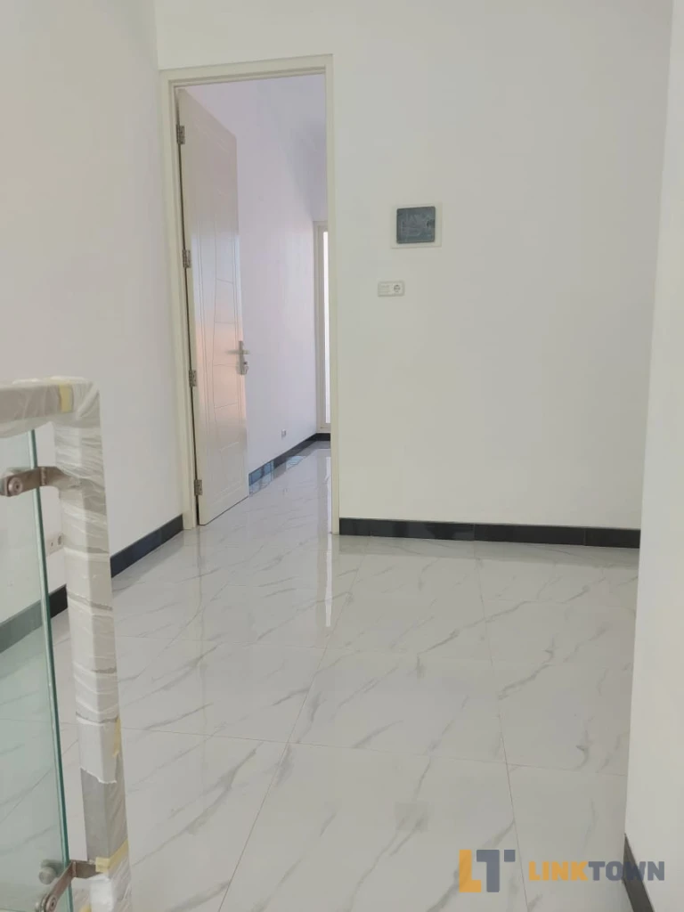 Rumah Mewah Siap Huni di Mulyosari Utara Surabaya Timur 