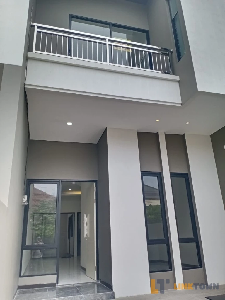 Rumah Baru Strategis di Perum Villa Kalijudan Indah Surabaya 