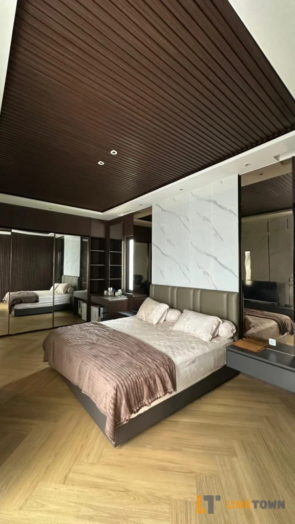 Miliki Rumah Furnish dengan Kolam Renang Siap Huni di Lavesh Harapan Indah