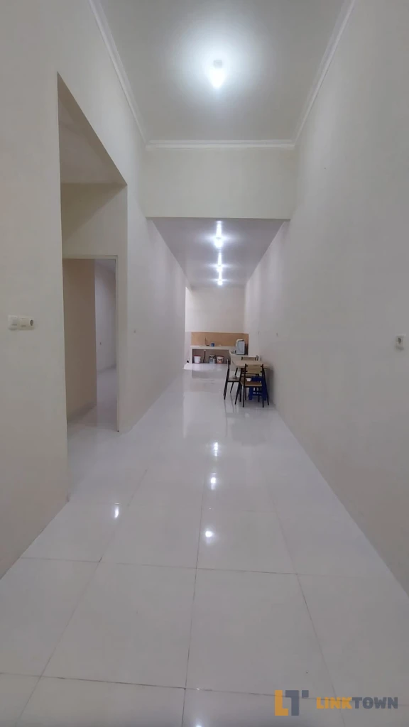 Jual Cepat Rumah Terenovasi Siap Huni di Sukolilo Surabaya