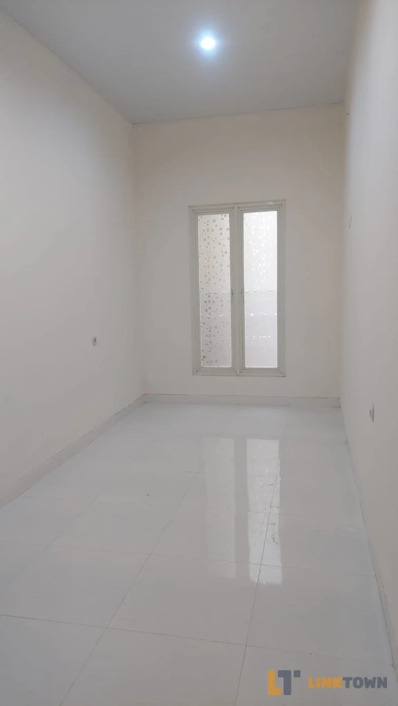 Jual Cepat Rumah Terenovasi Siap Huni di Sukolilo Surabaya