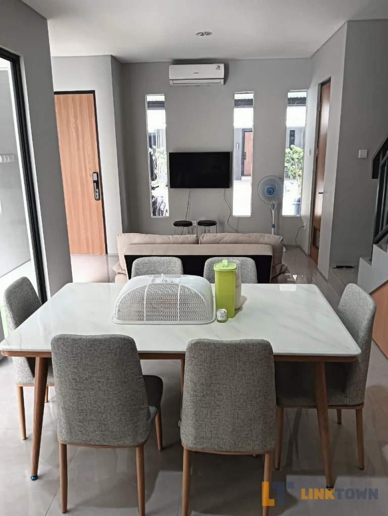 Disewakan Cepat Rumah Furnish di Grandwista Tinggal bawa koper aja