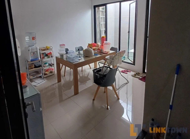 Perumahan Modern Minimalis Northwest Lake Citraland Utara Surabaya 