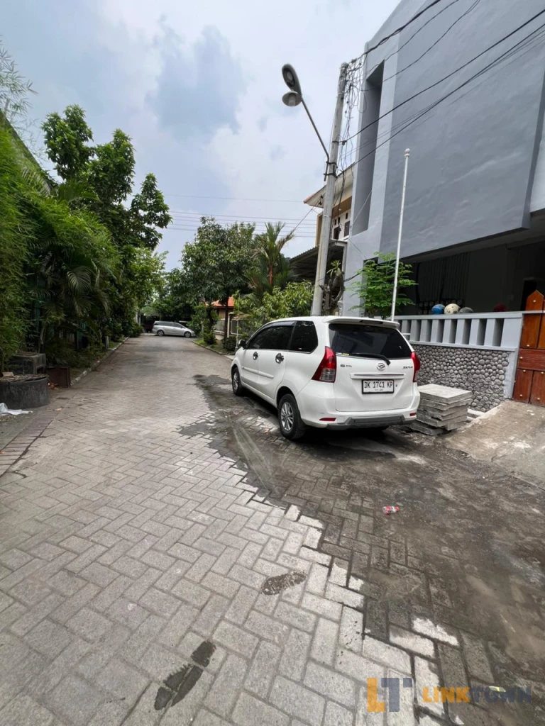 Rumah Kos Strategis Luas 2 Lantai Ketintang Surabaya 