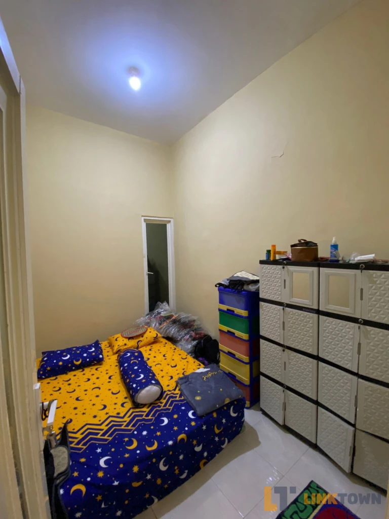 Dijual Cepat Rumah Luas 100m² di Medayu Utara Surabaya