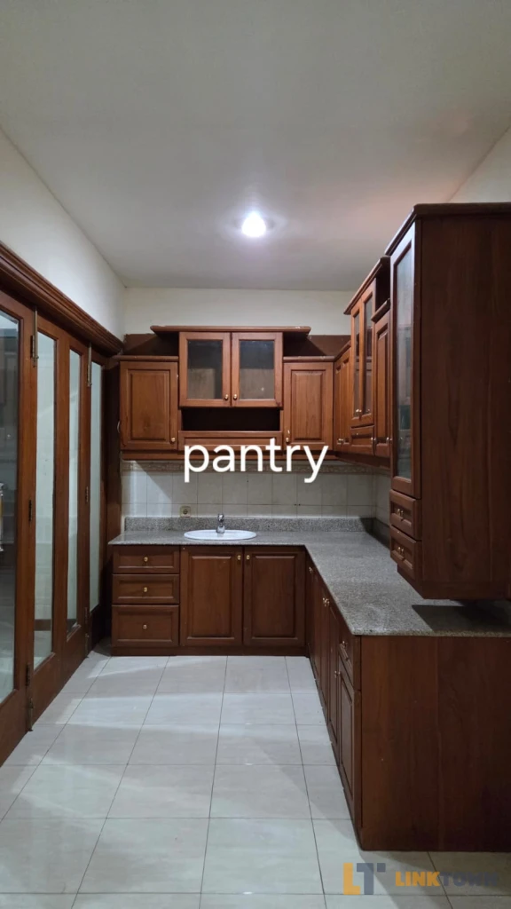 Disewakan Rumah di Tenggilis Mejoyo Selatan Surabaya