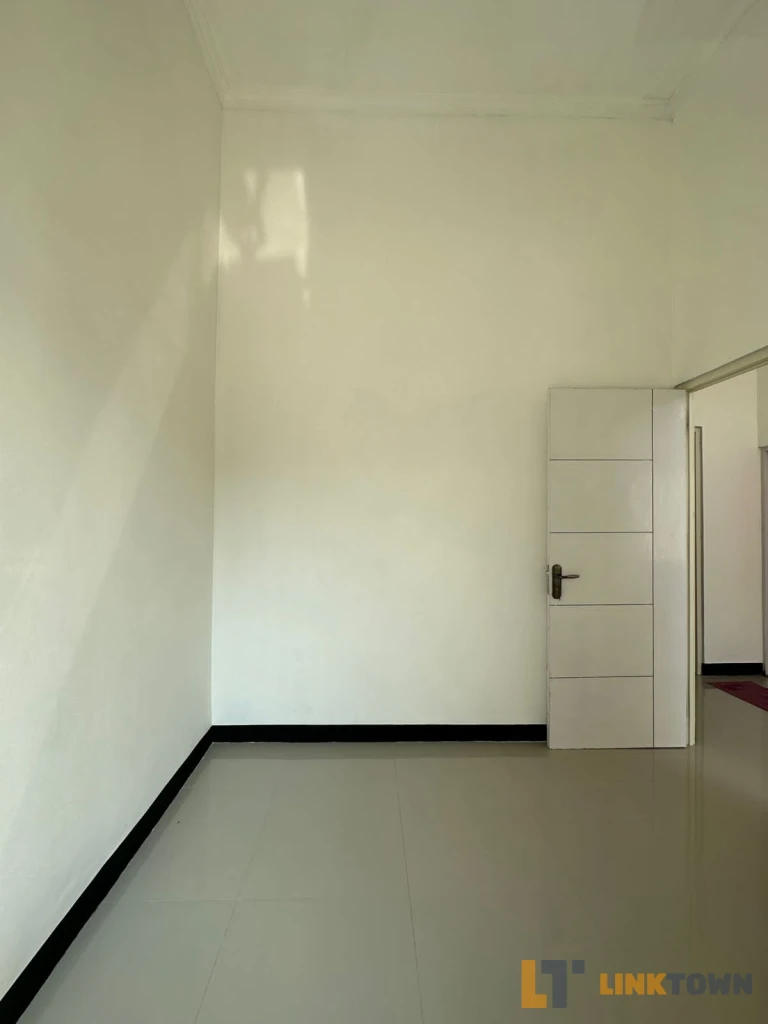 Disewakan Rumah Unfurnished Alana Hills Regency Driyorejo Gresik 