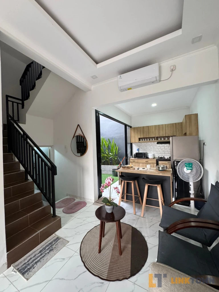 Disewakan Cepat Rumah di Permata Grafika Banyumanik Surabaya