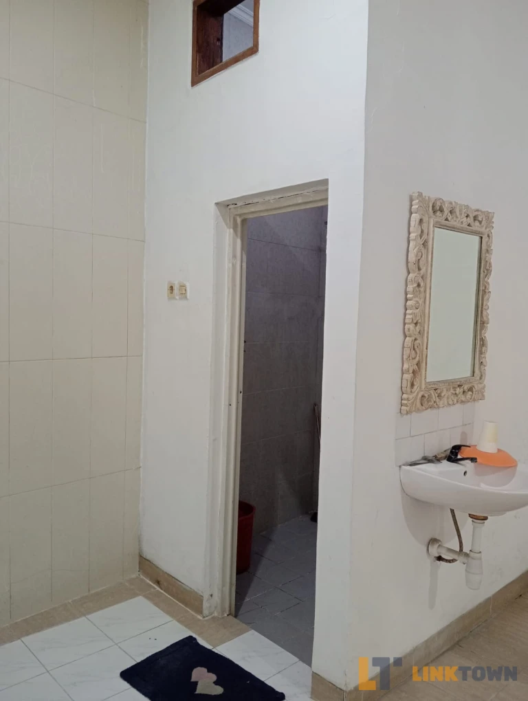 Disewakan Rumah Strategis Siap Huni di Kendalsari Pratama Rungkut Surabaya