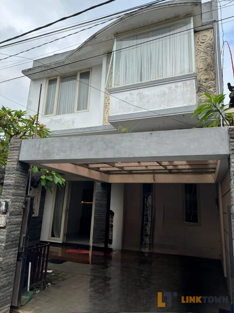 Rumah Modern Minimalis Nangka Utara Denpasar Bali 