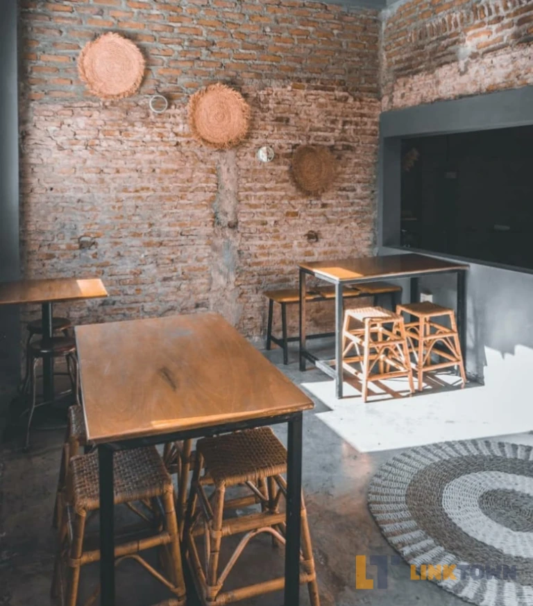 Ruko Strategis di Pusat Kota Kapasari Surabaya 