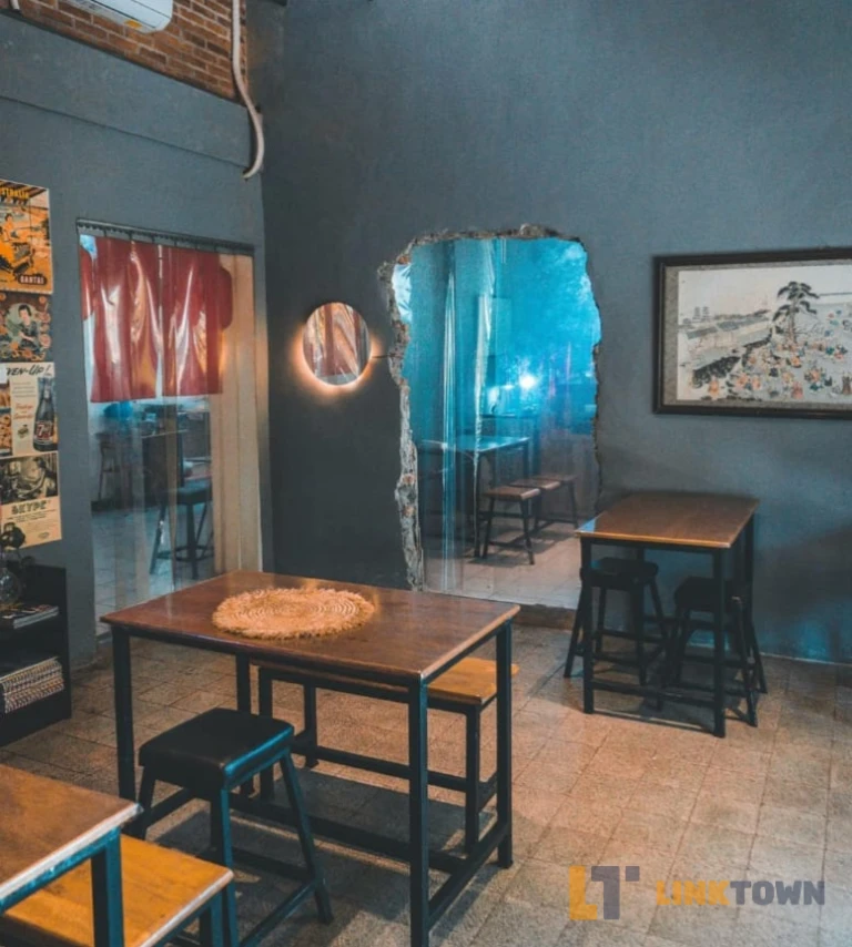 Ruko Strategis di Pusat Kota Kapasari Surabaya 