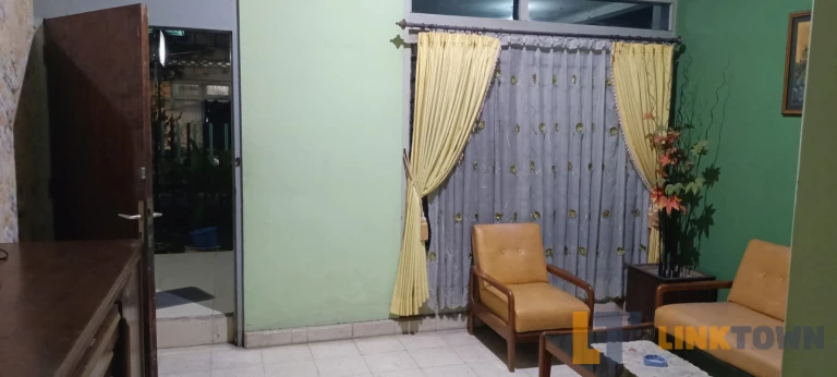 Rumah Murah Strategis di Karang Menur Gubeng Surabaya 