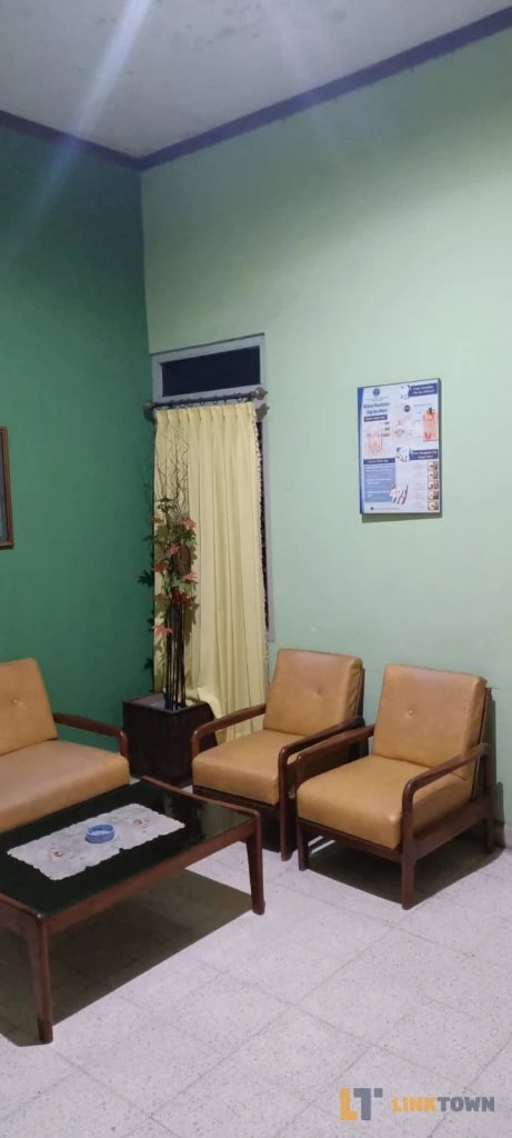 Rumah Murah Strategis di Karang Menur Gubeng Surabaya 