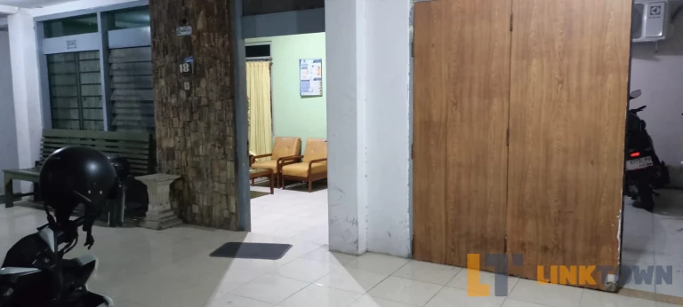 Rumah Murah Strategis di Karang Menur Gubeng Surabaya 