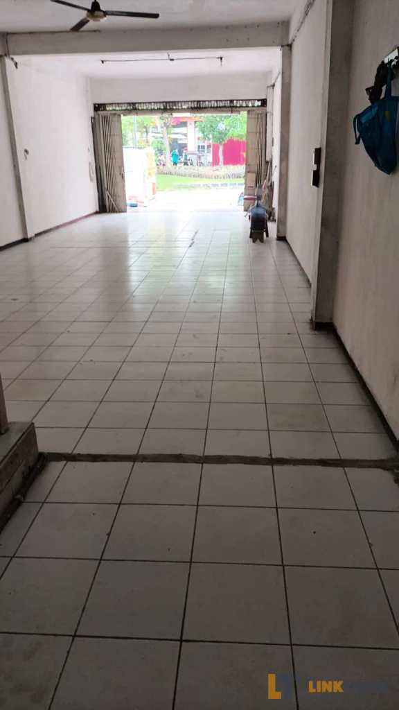 Ruko Strategis di Raya Manukan Tama Surabaya Barat 