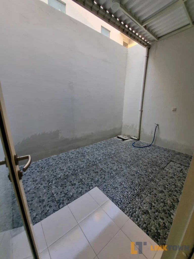 Perumahan Strategis Grand Pakuwon Cluster Adelaide Tandes Surabaya 