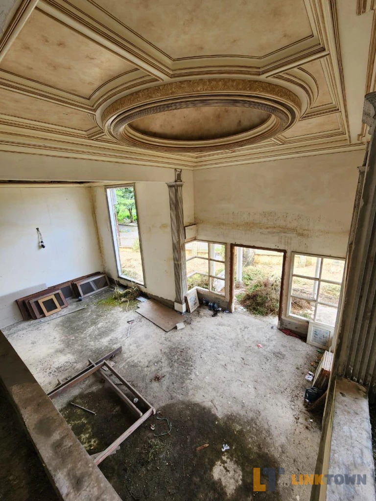 Rumah Hook Hitung Tanah Jalan Jajar Tunggal Utara Wiyung Surabaya 