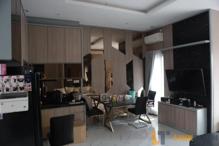 Perumahan Jalan Raya Kuta Puri Mas Gunung Anyar Surabaya 