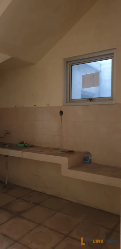 Dijual Ruko Strategis Jalan Puri Jambangan Baru Surabaya