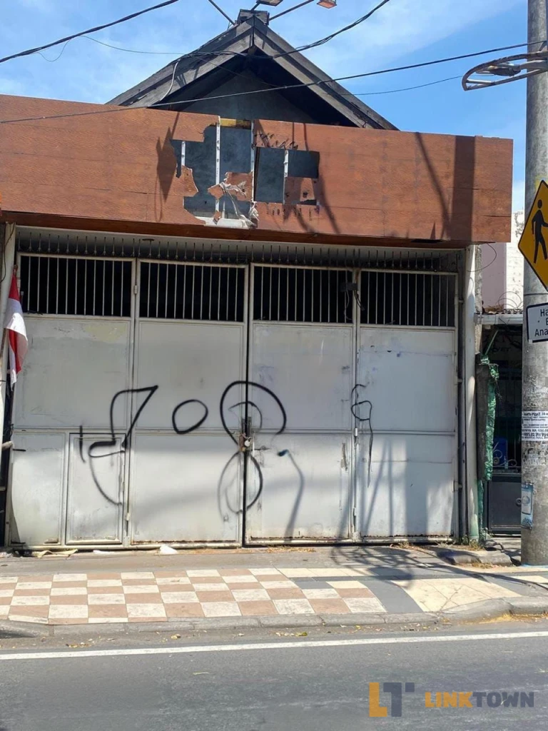 Dijual Bangunan Komersial di Jalan Raya Menganti Babatan Wiyung Surabaya 