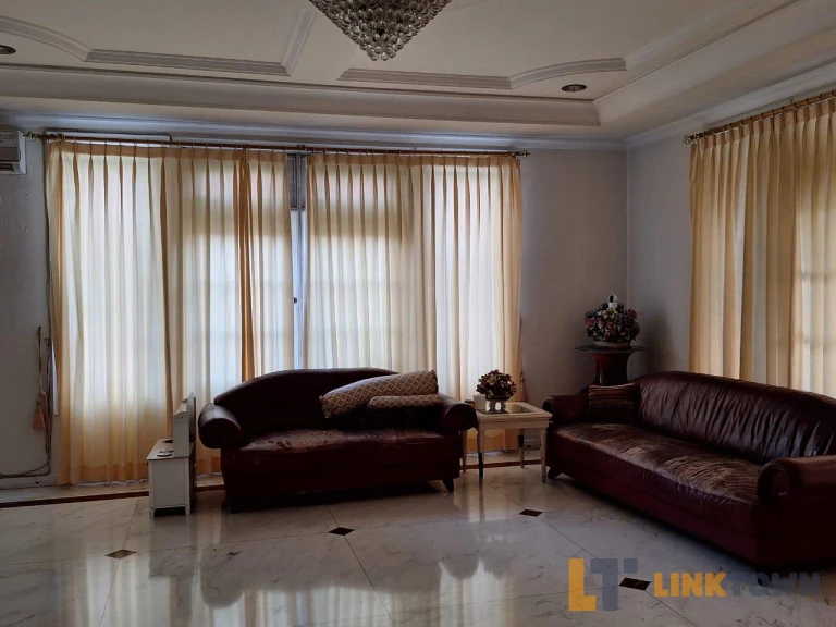 Rumah Mewah Full Furnished Bintang Diponggo Dukuh Pakis Surabaya