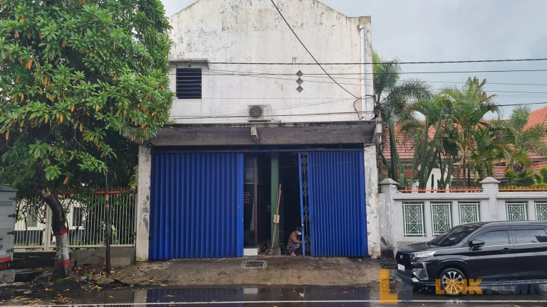Ruko Besar di Jalan PB Sudirman Mojokerto 