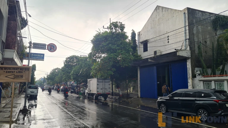 Ruko Besar di Jalan PB Sudirman Mojokerto 