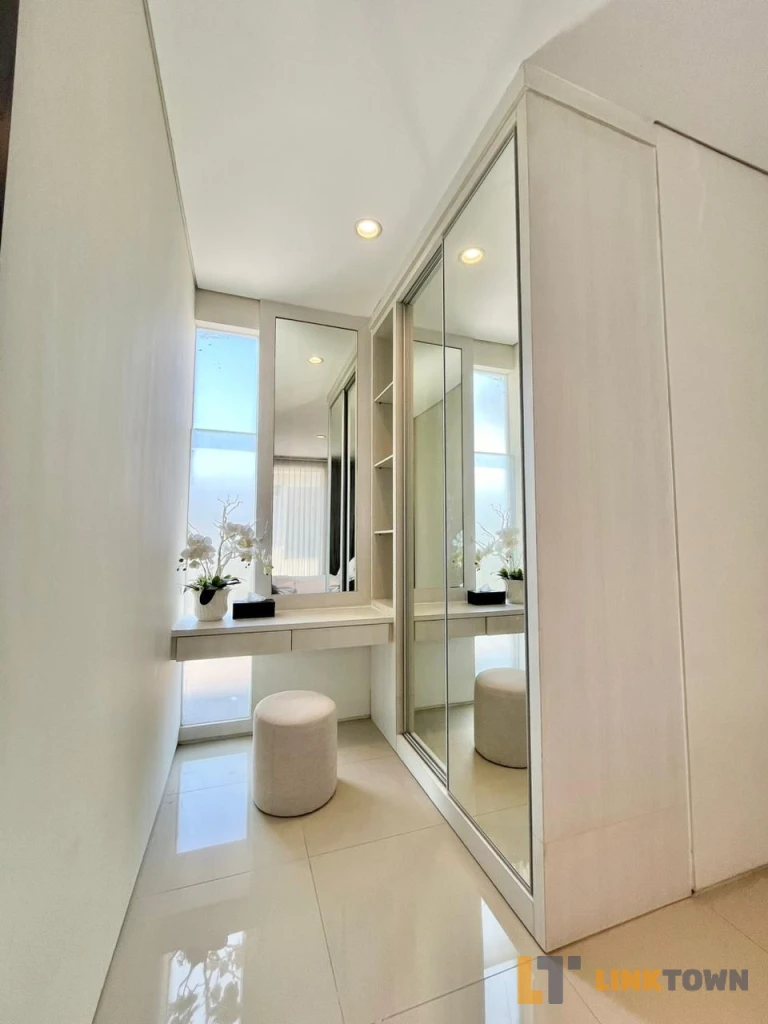 Disewakan Rumah Full Furnished Dan Mewah Cluster Pelican Hill Citraland Utara Surabaya