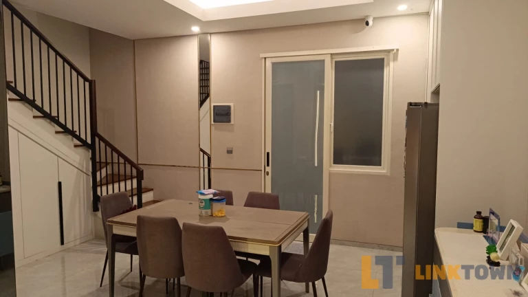 Rumah Graha Natura Cluster Terdepan Acacia Surabaya Barat