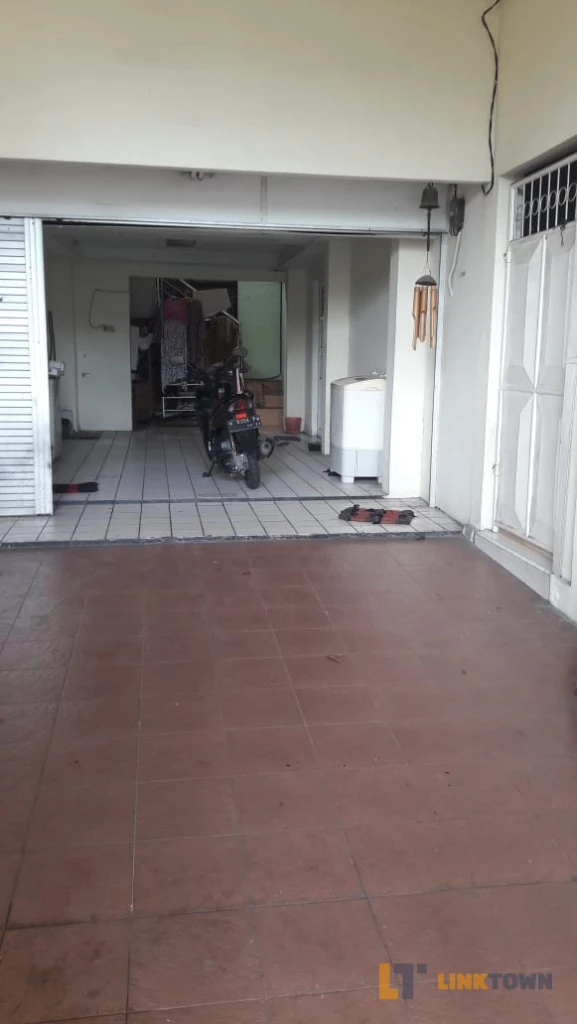 Dijual Rumah Jalan Dr Wahidin Gkb Randuagung Gresik