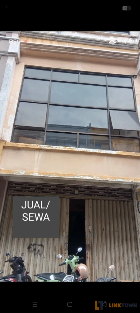 Disewakan Ruko Murah RMI 3 Lantai Kalirungkut Surabaya