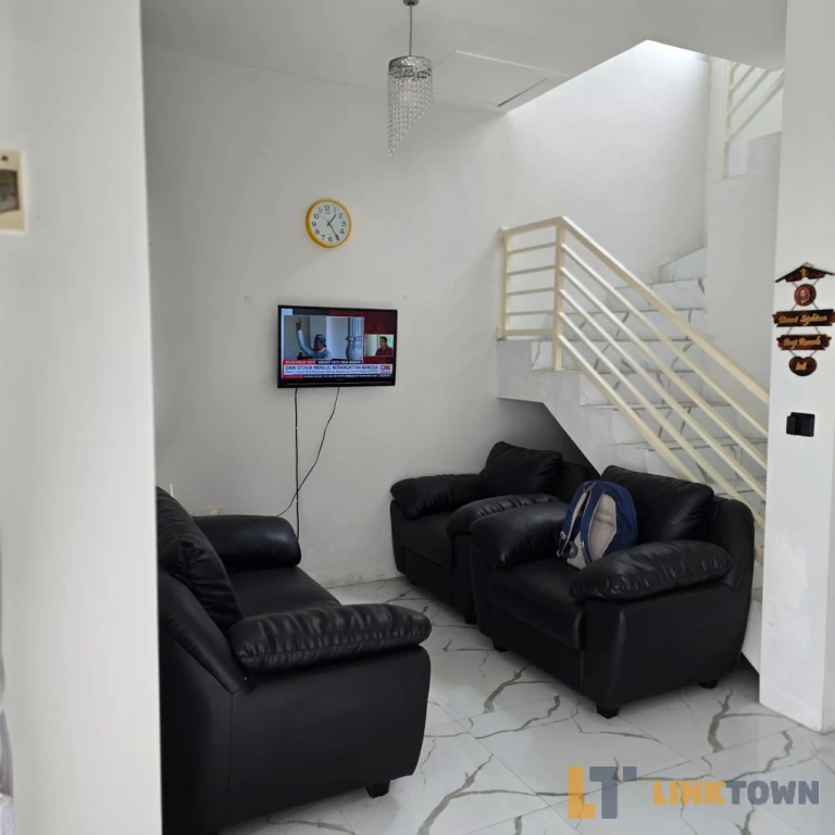 Dijual Rumah 2 Lantai Perumahan Jade Hamlet Gresik