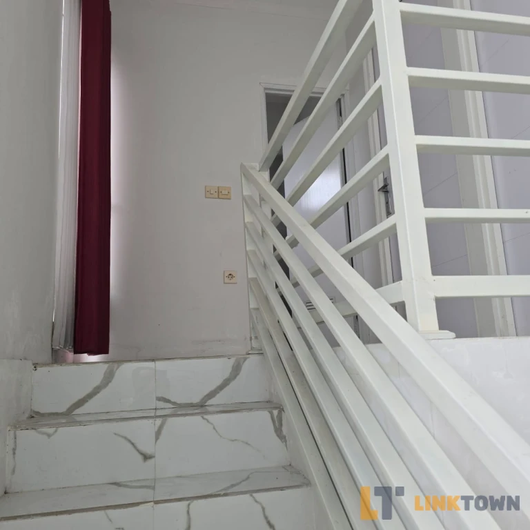 Dijual Rumah 2 Lantai Perumahan Jade Hamlet Gresik