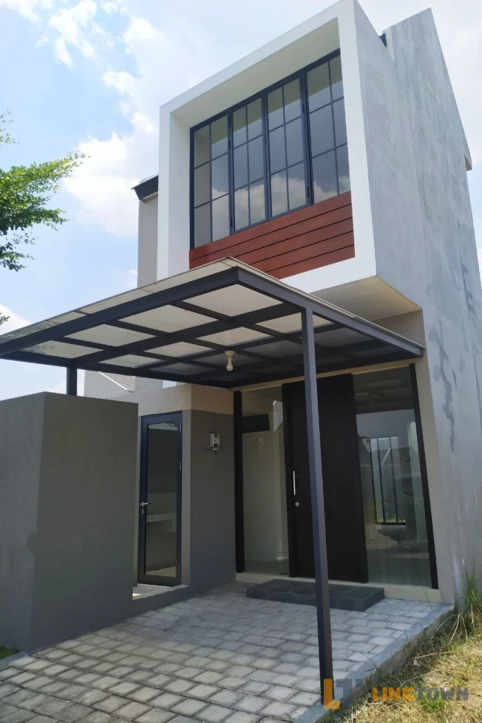 Dijual bisa Nego Rumah 2 Lantai di Grand Sunrise Gresik