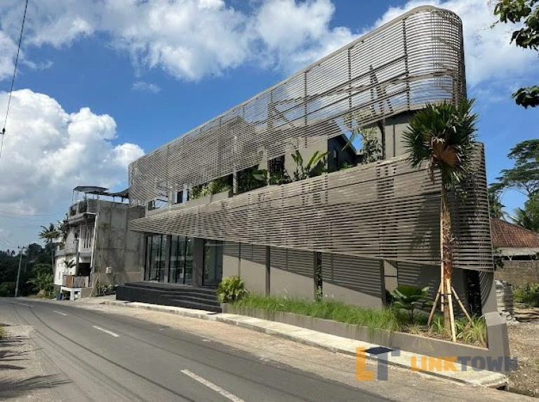 Dijual Property untuk Usaha di Tabanan Bali