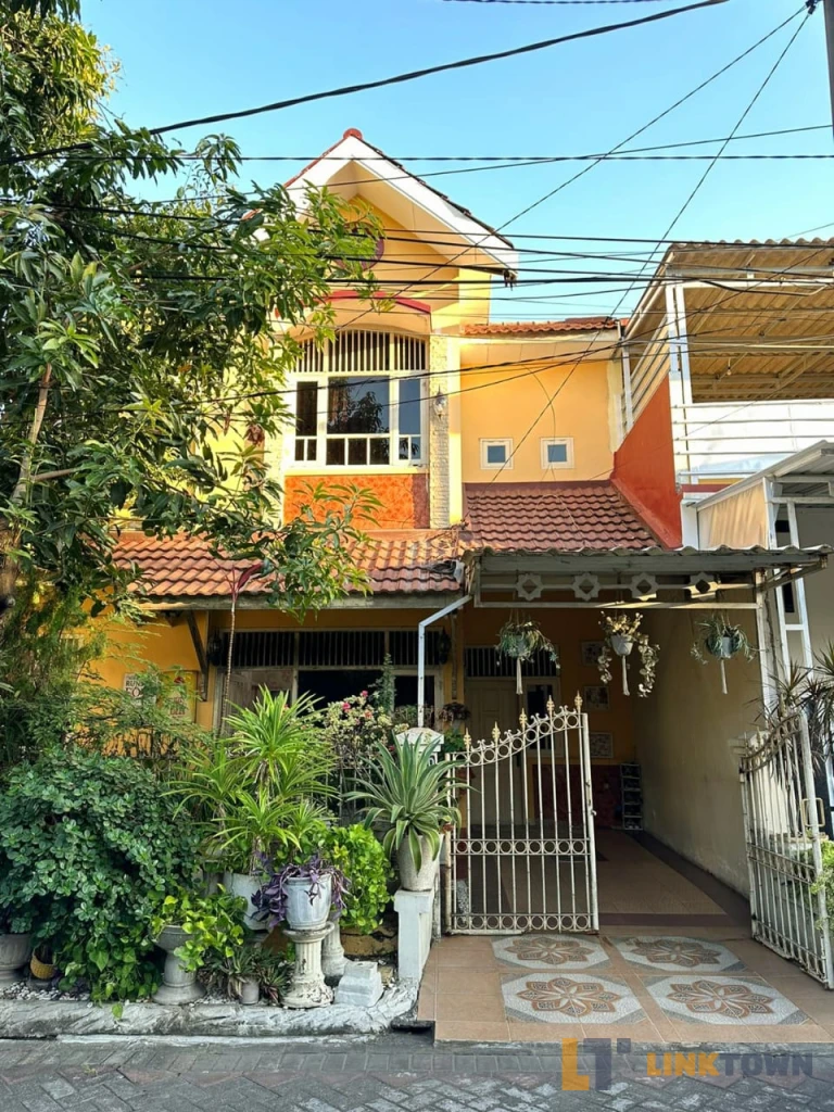 Disewakan Murah Rumah 2 Lantai di Rungkut Mapan Tengah Surabaya