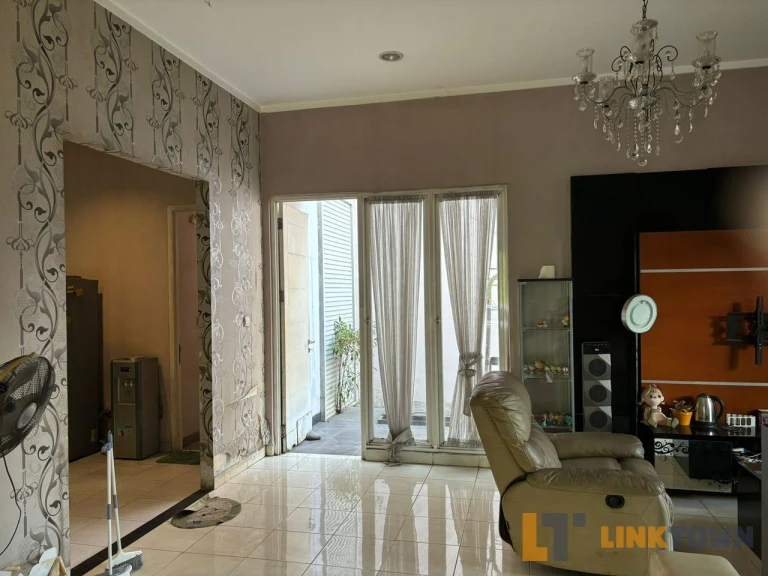 Jual Cepat Rumah 2 Lantai Luas 200m² di Kelapa Gading Jakarta