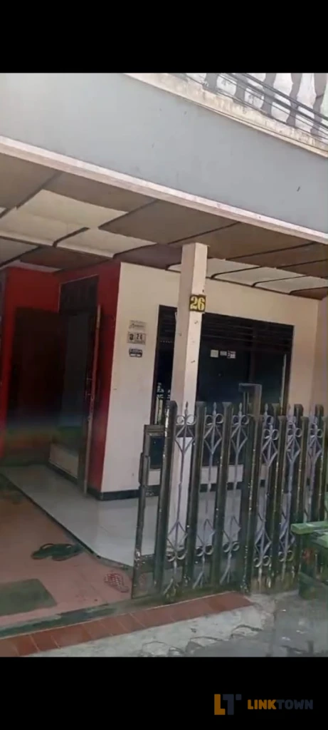 Dijual Rumah 2 Lantai Lokasi Strategis di Sawahan Surabaya