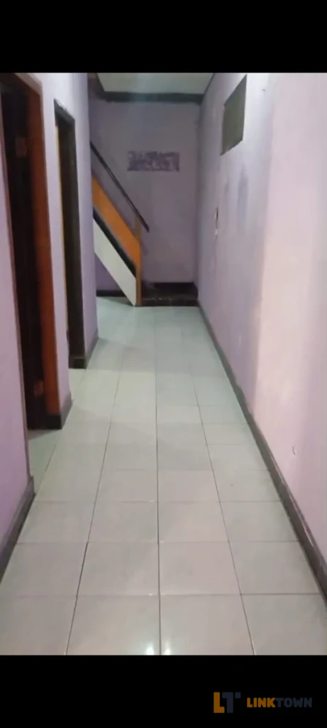 Dijual Rumah 2 Lantai Lokasi Strategis di Sawahan Surabaya