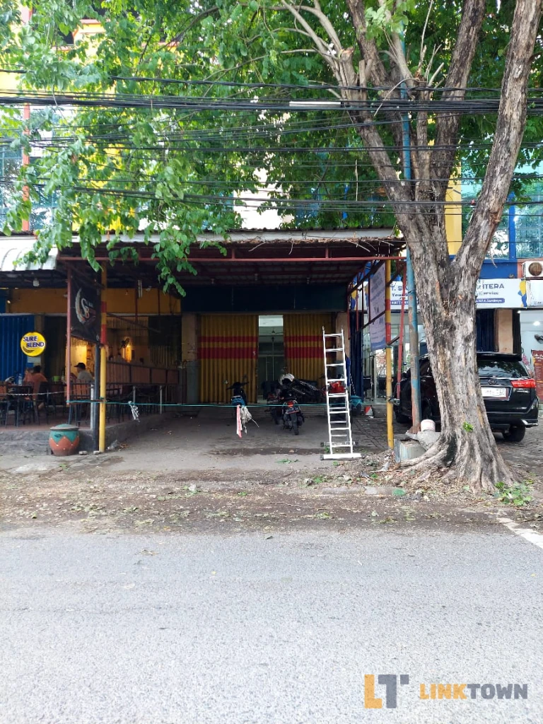 Ruko 3 Lantai Harga bisa Nego Lokasi Strategis di Dukuh Kupang Barat Surabaya