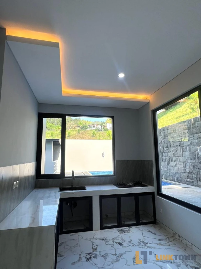 Dijual Villa 2 Lantai dengan Pemandangan Alam di Taman Dayu Pasuruan Dijual Villa 2 Lantai dengan Pemandangan Alam di Taman Dayu Pasuruan