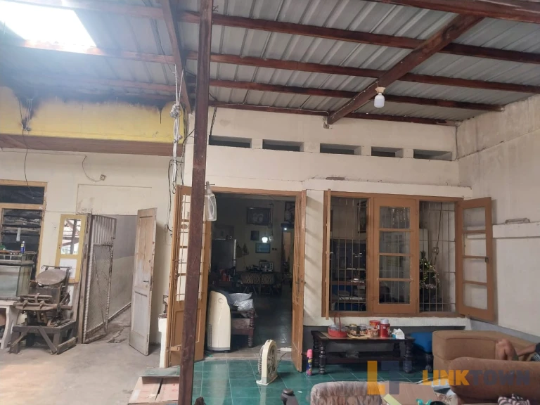 Dijual Rumah 2 Lantai di Surabaya Selatan Harga bisa Nego