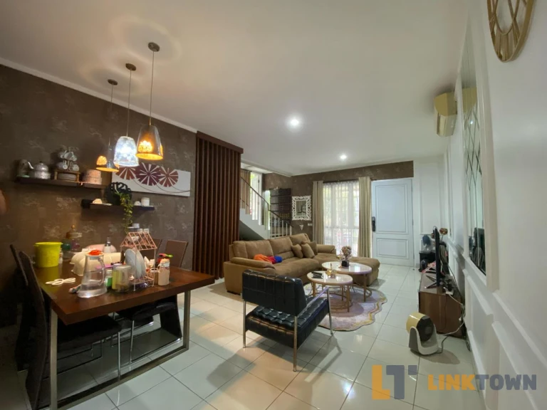Linktown Jakarta Timur